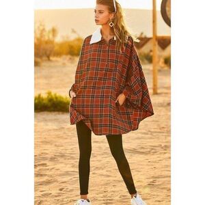 Plaid Small Women's Poncho with White Faux‎ Fur Collar Zip-Up Cape Coat